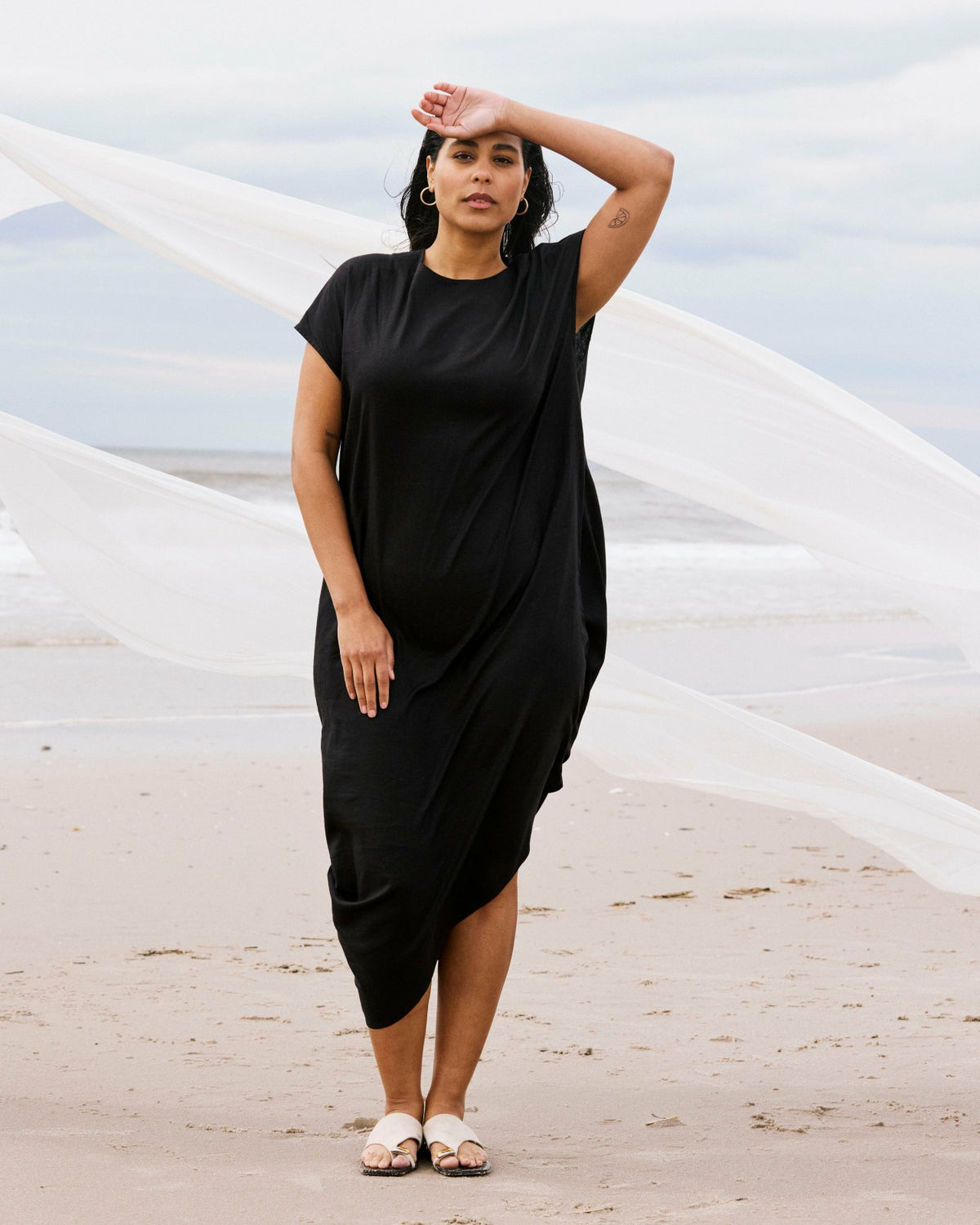 Iconic Stretch Linen Blend Geneva Dress - Black | Universal Standard