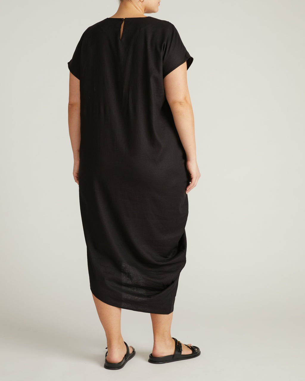 Iconic Stretch Linen Blend Geneva Dress - Black | Universal Standard