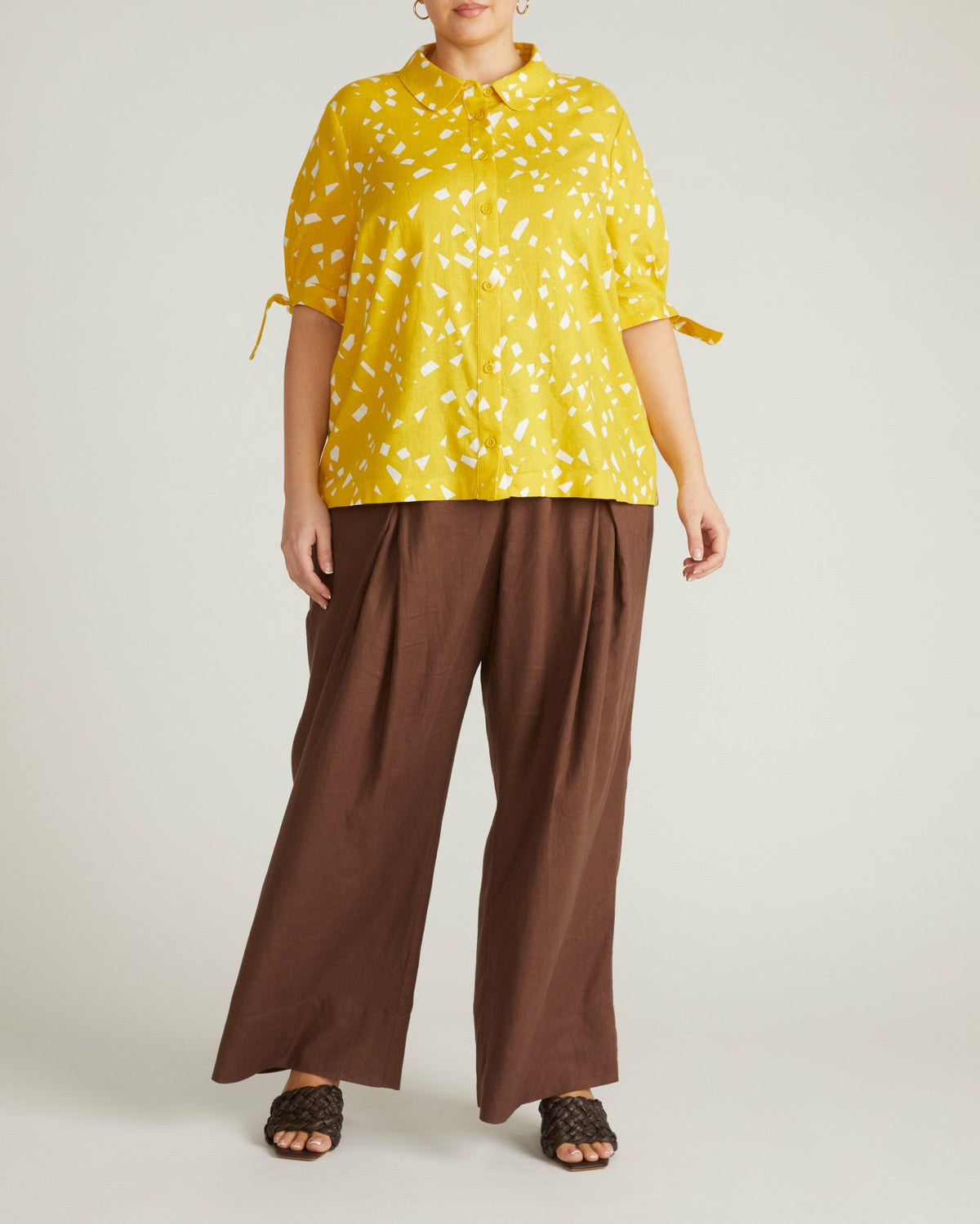 Luisa Short Sleeve Linen Blend Shirt - Yellow Confetti Print | Universal Standard