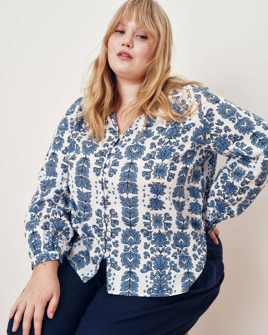 Avalon Linen Blend Blouse - Rococo Beach Print | Universal Standard