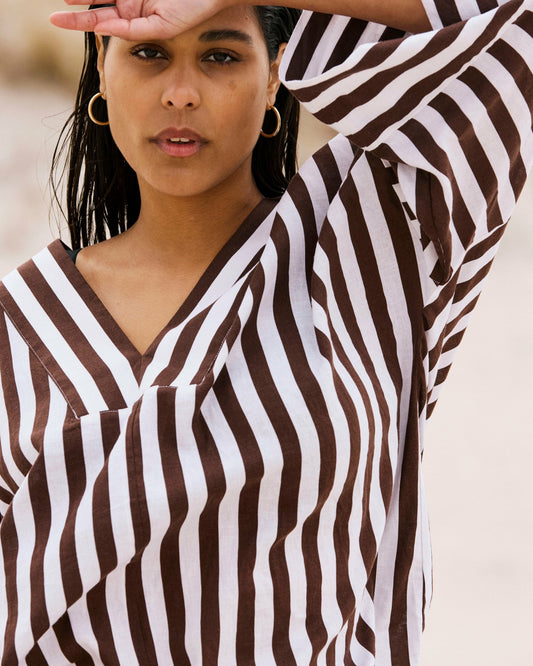 Elio V-Neck Linen Blend Top - Peppercorn Stripe | Universal Standard