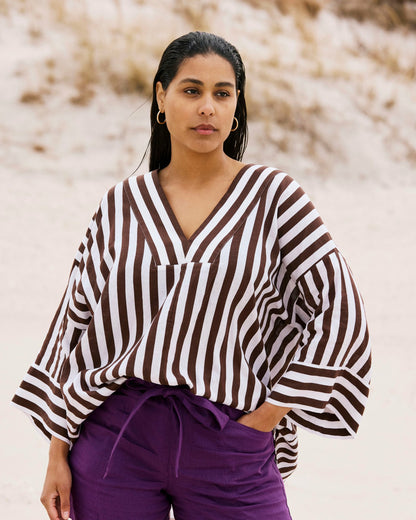 Elio V-Neck Linen Blend Top - Peppercorn Stripe | Universal Standard