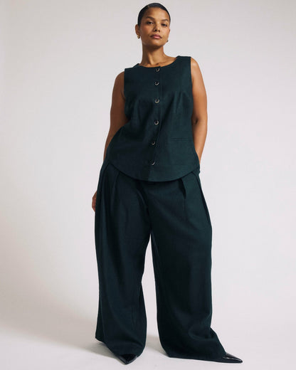 Tamsin Stretch Linen Blend Vest - Forest Green | Universal Standard