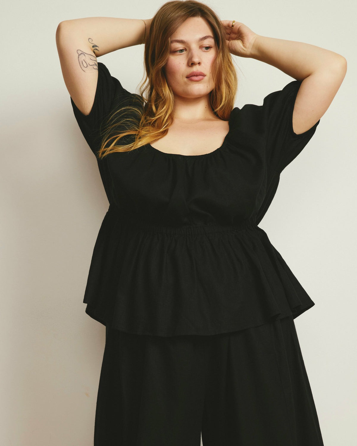 Andrea Peplum Linen Blend Top - Black | Universal Standard