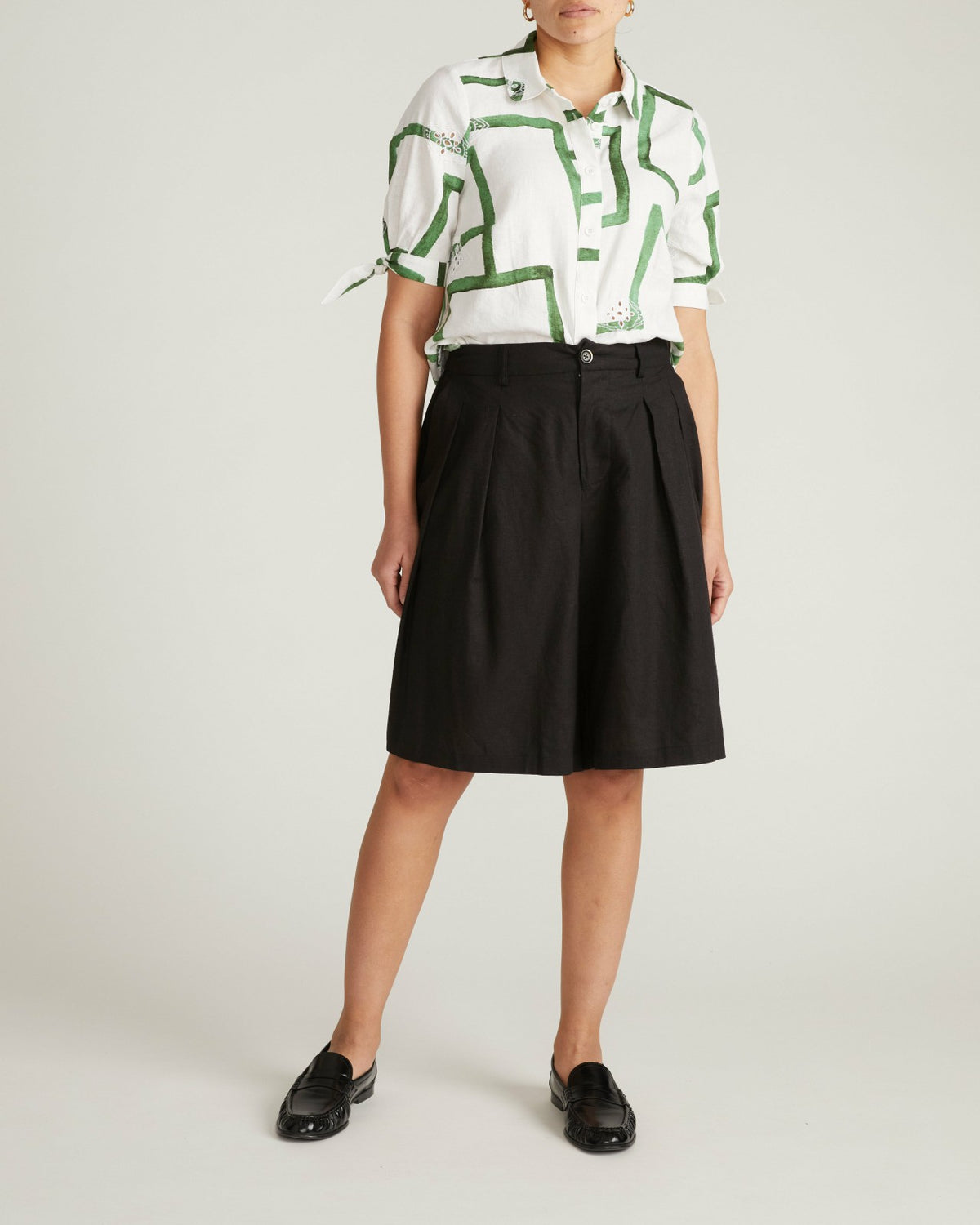 Luisa Short Sleeve Linen Blend Shirt - Green Paint Print | Universal Standard