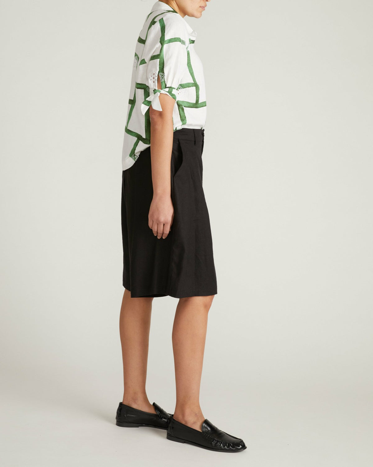Luisa Short Sleeve Linen Blend Shirt - Green Paint Print | Universal Standard