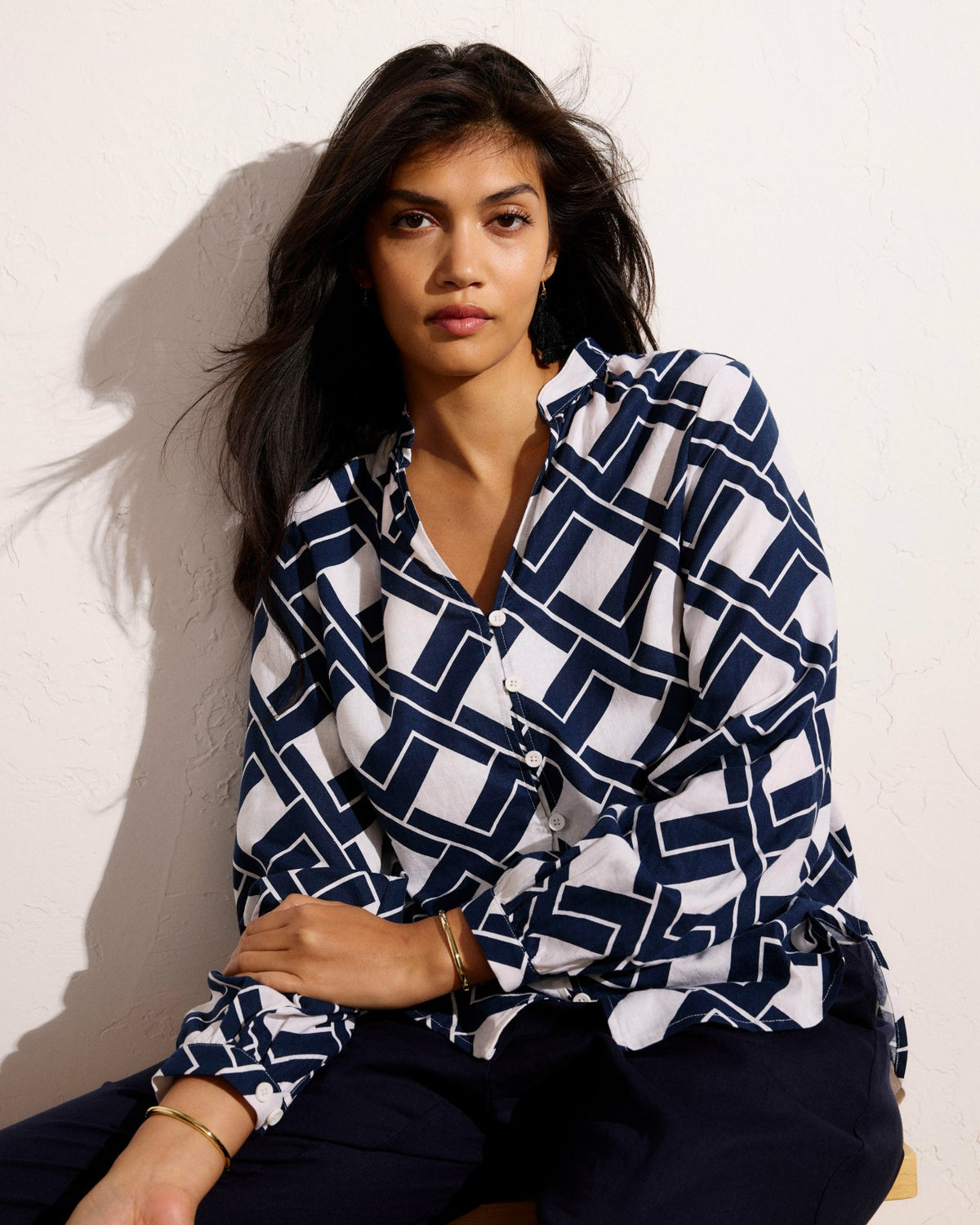 Avalon Linen Blend Blouse - Geometrica Print | Universal Standard