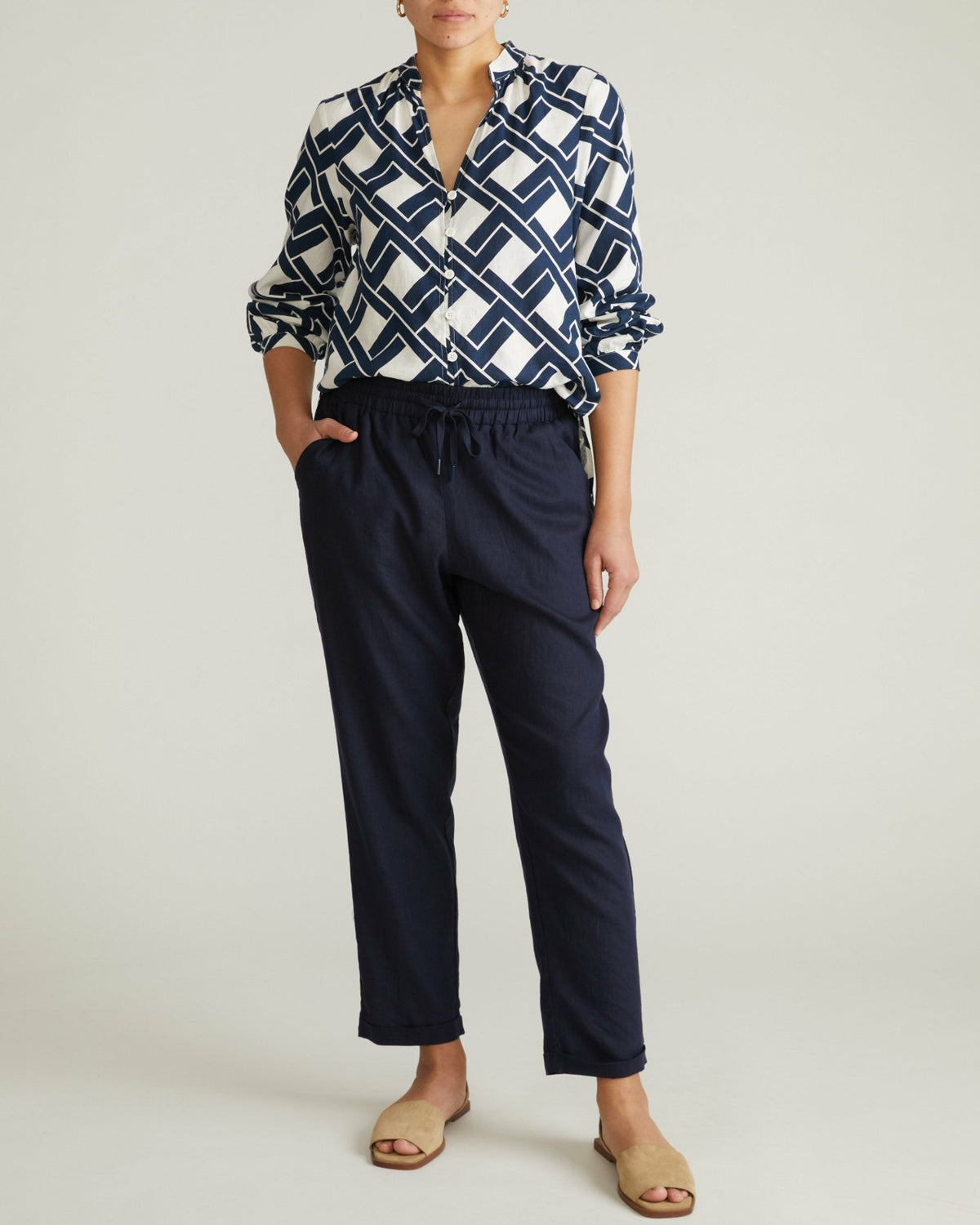 Avalon Linen Blend Blouse - Geometrica Print | Universal Standard
