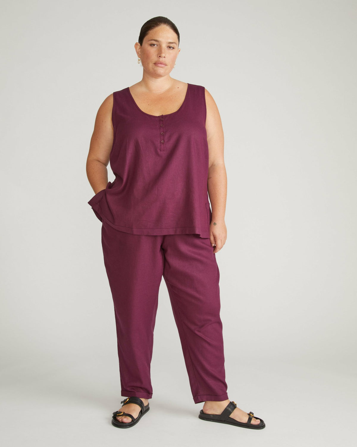 Sayville Linen Blend Drawstring Pant - Acai | Universal Standard