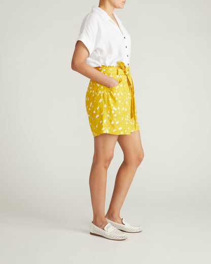 Harbor Stretch Linen Blend Paperbag Shorts - Yellow Confetti Print | Universal Standard