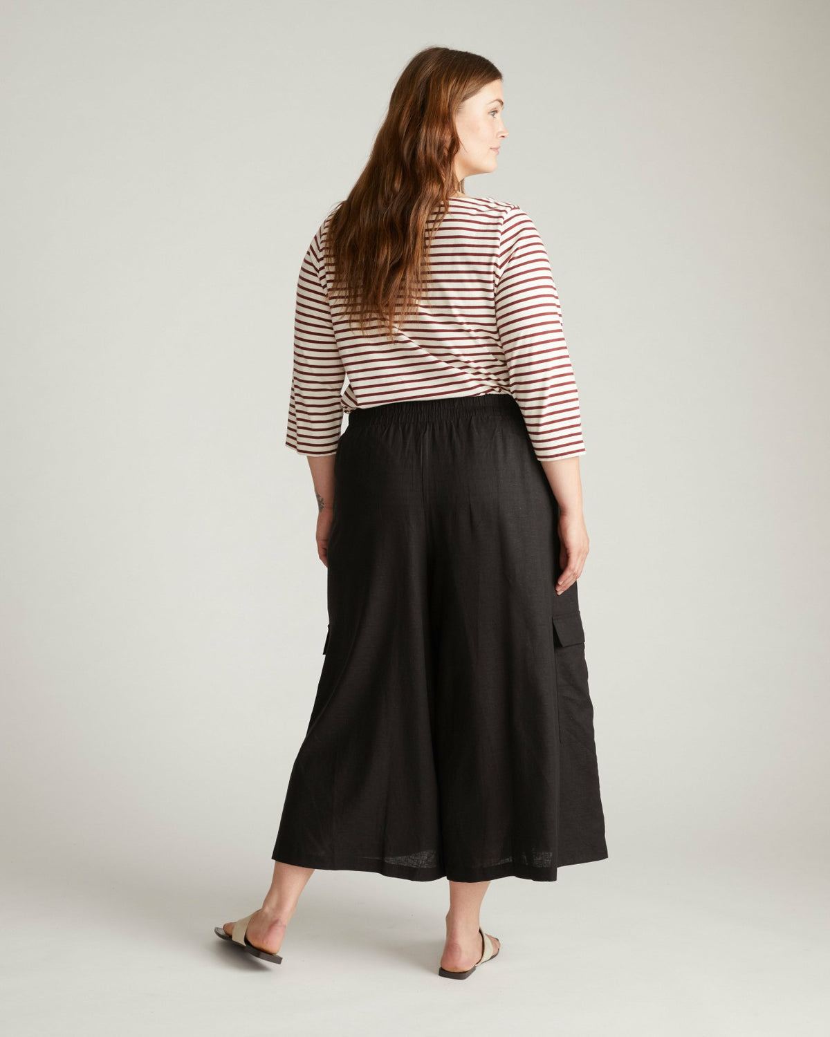 Palazzo Cargo Linen Blend Pant - Black | Universal Standard