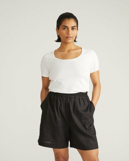 Juniper Linen Blend Easy Pull-On Shorts - Black | Universal Standard