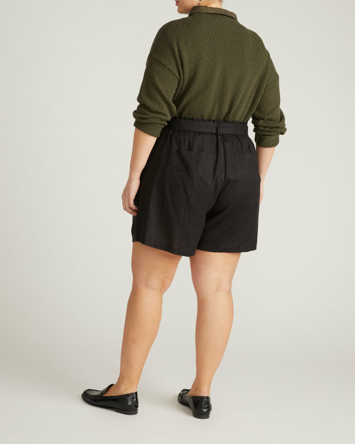 Harbor Stretch Linen Blend Paperbag Shorts - Black | Universal Standard