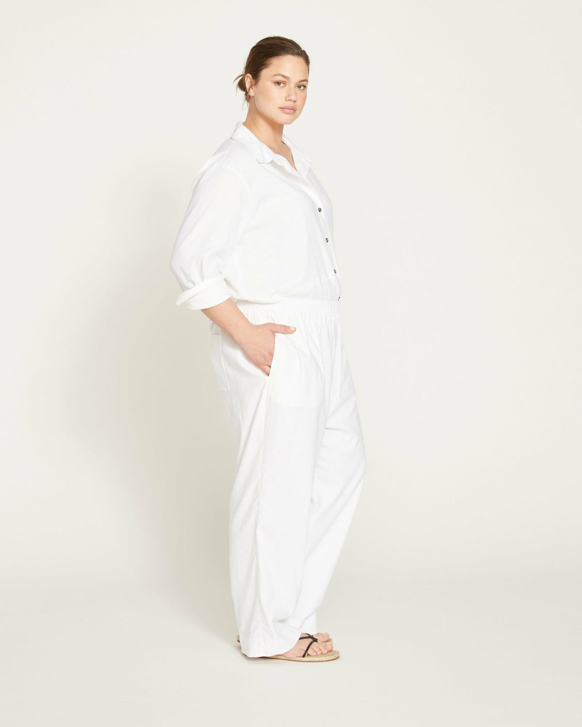 Iris Linen Blend Easy Pull-On Pants - White | Universal Standard
