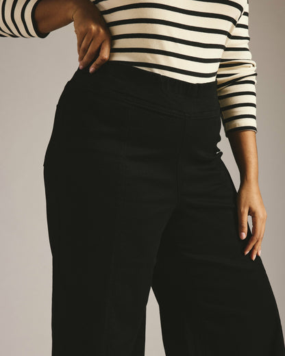 Olivia Pintuck Wide Leg Jeans - Jet Black | Universal Standard