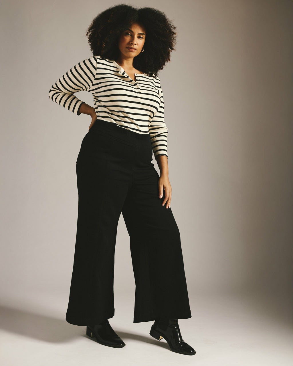 Olivia Pintuck Wide Leg Jeans - Jet Black | Universal Standard