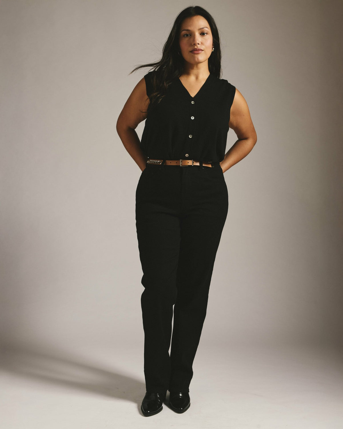 Donna High Rise Curve Straight Leg Jeans 32 Inch - Jet Black | Universal Standard