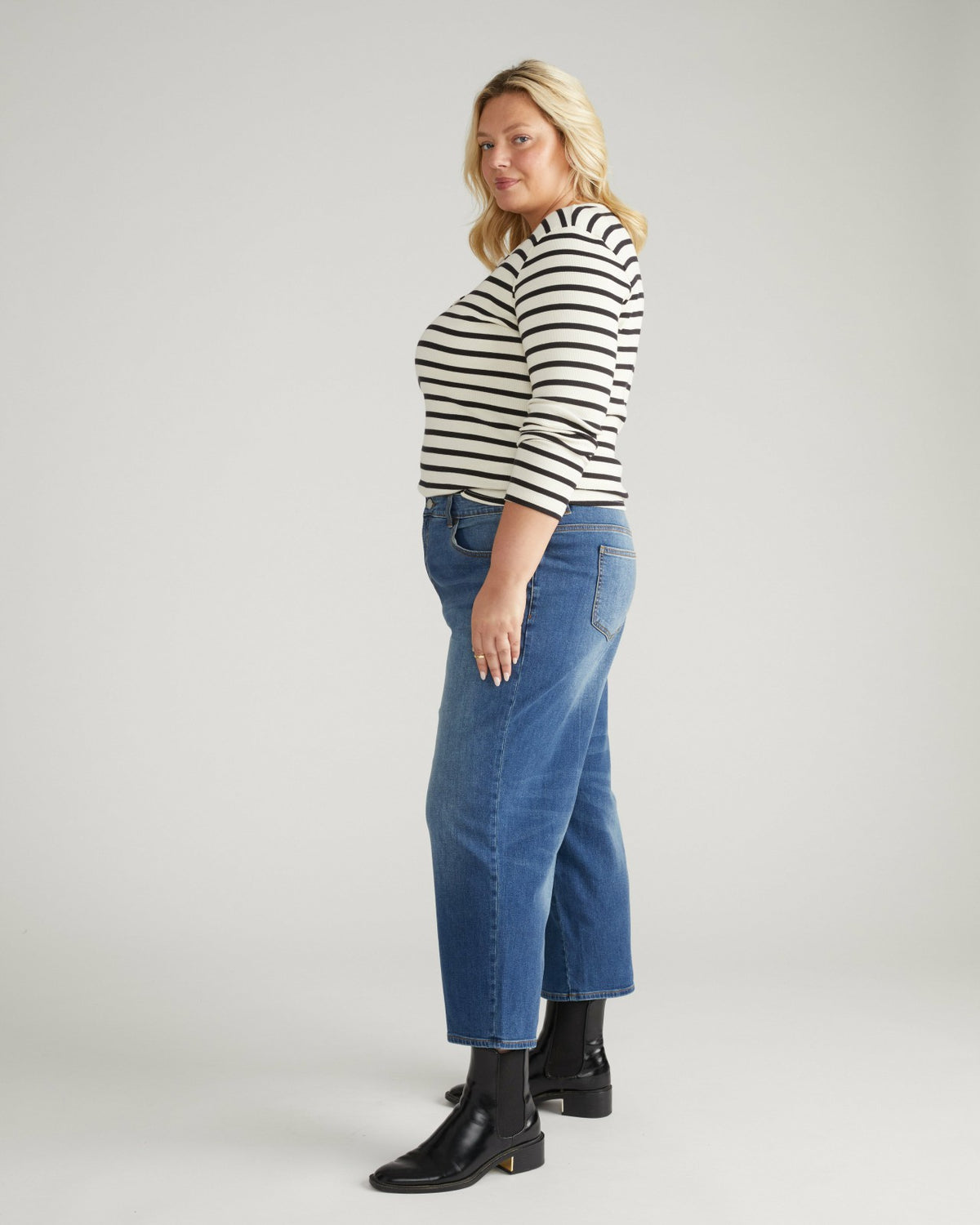 Bae Boyfriend Crop Jeans - Washed Vintage Indigo | Universal Standard