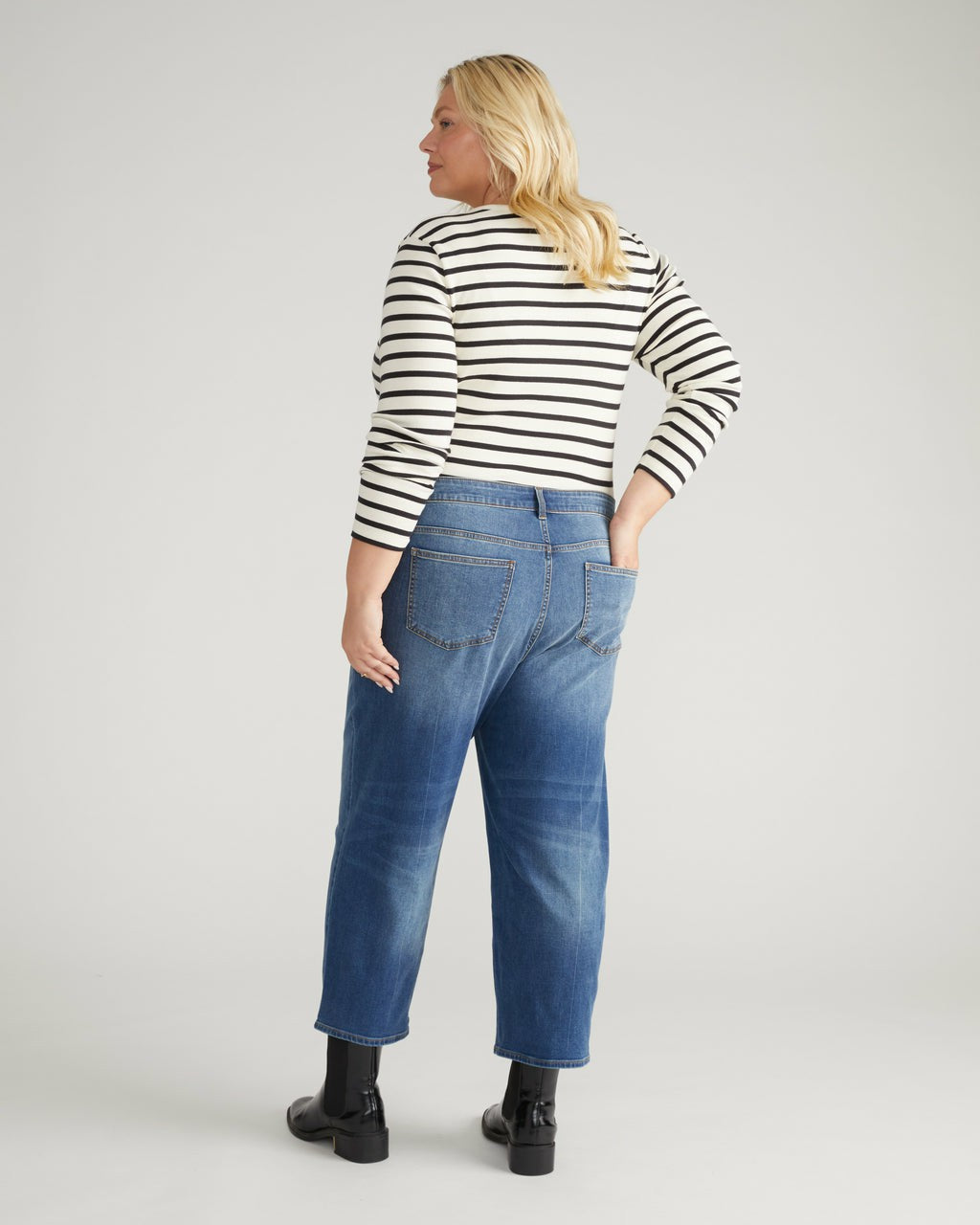 Bae Boyfriend Crop Jeans - Washed Vintage Indigo | Universal Standard