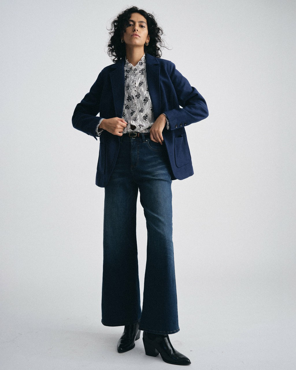 Roxy Relaxed Bootcut Jeans - Field Of Dreams Indigo | Universal Standard