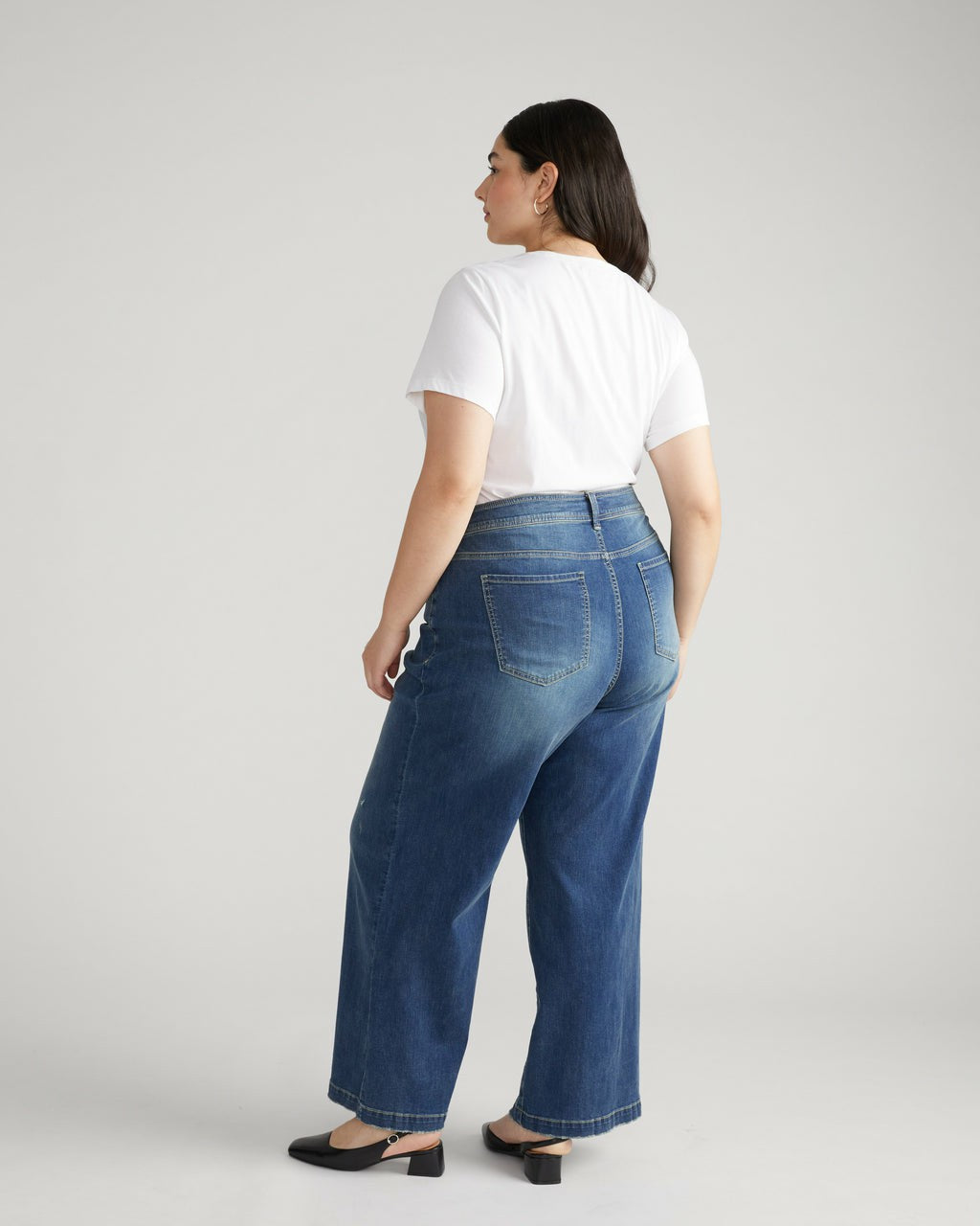 Taylor ComfortDenim Trouser Jeans - Seychelles Blue | Universal Standard