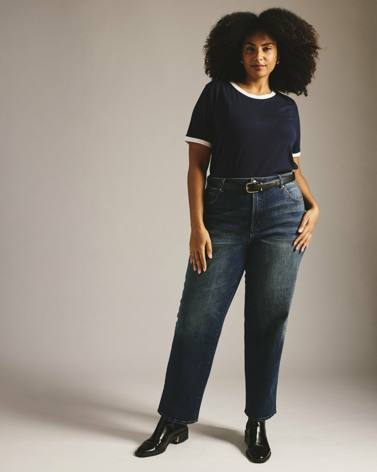 Donna High Rise Curve Straight Leg Jeans 32 Inch - Field of Dreams Ind | Universal Standard