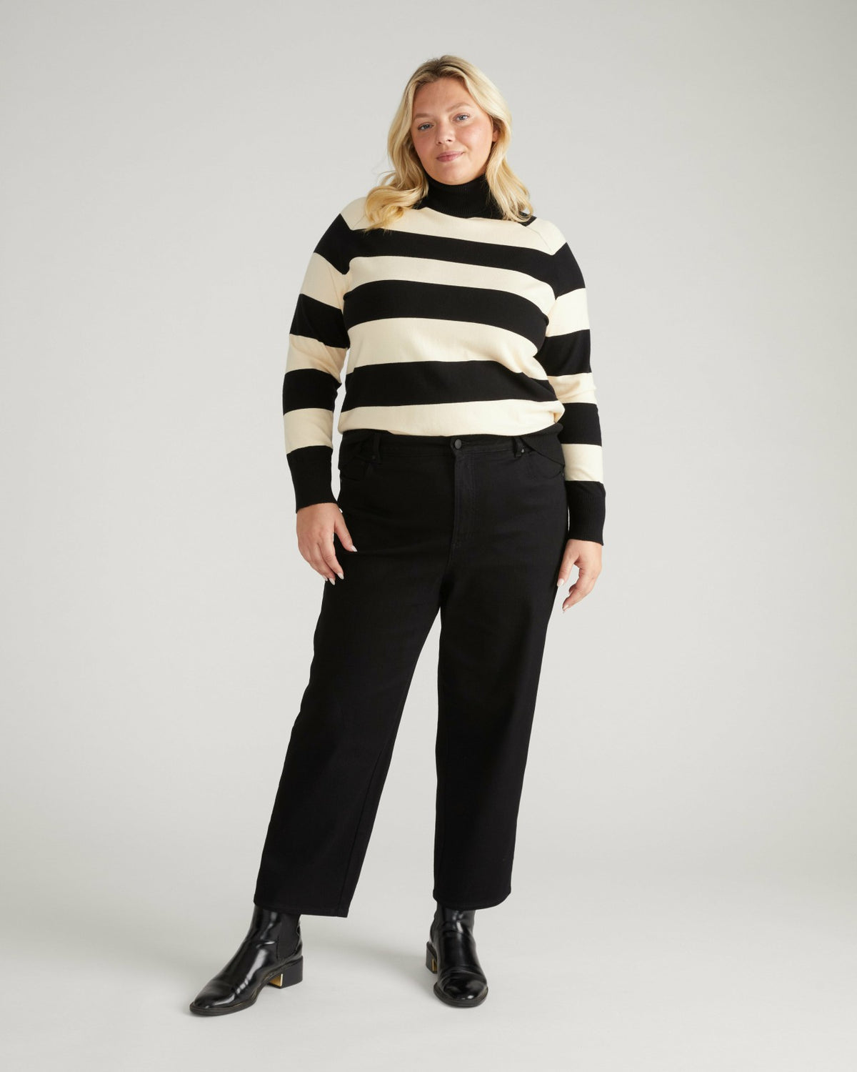 Donna High Rise Curve Straight Leg Jeans 27 Inch - Jet Black | Universal Standard
