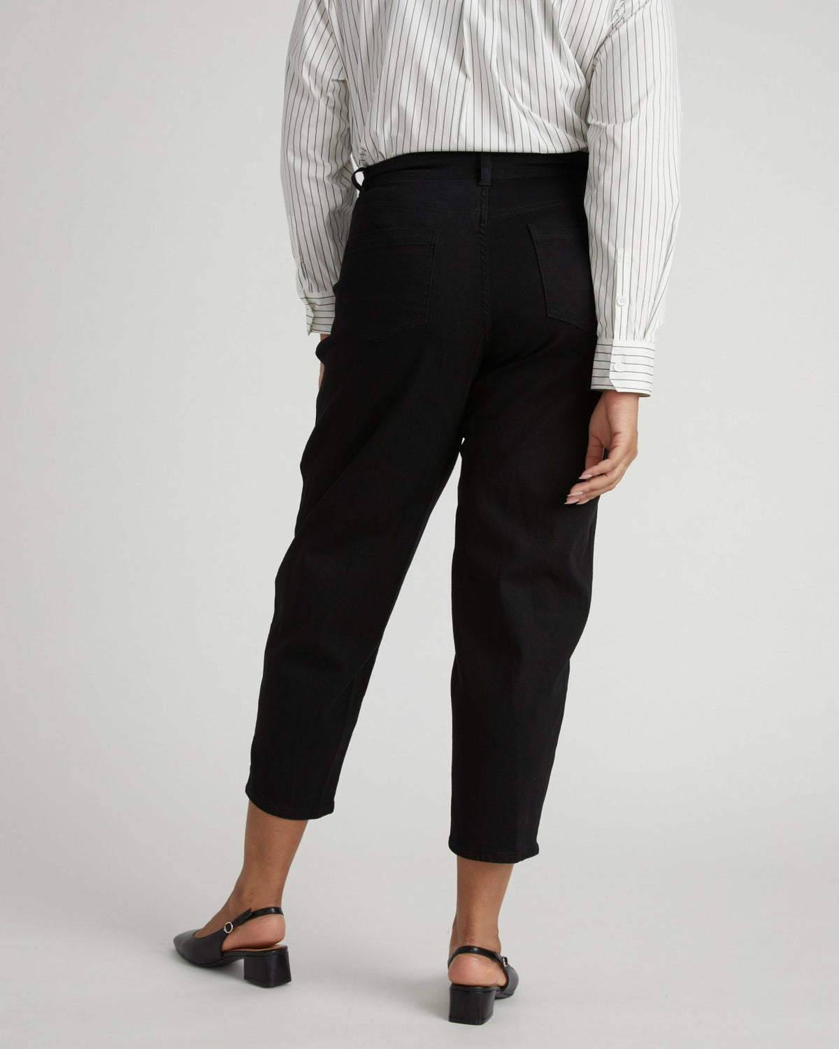 Dakota Twisted Leg Jeans - Jet Black | Universal Standard