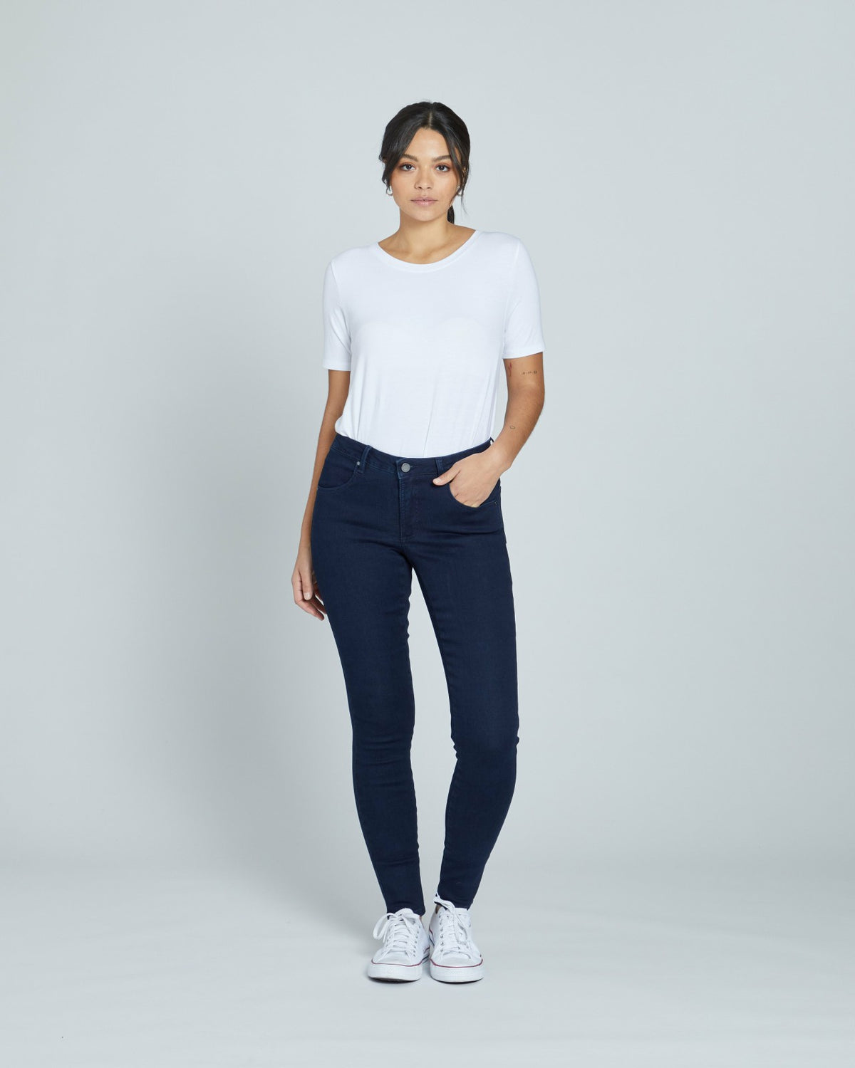 Seine High Rise Skinny Jeans 32 Inch - Dark Indigo | Universal Standard