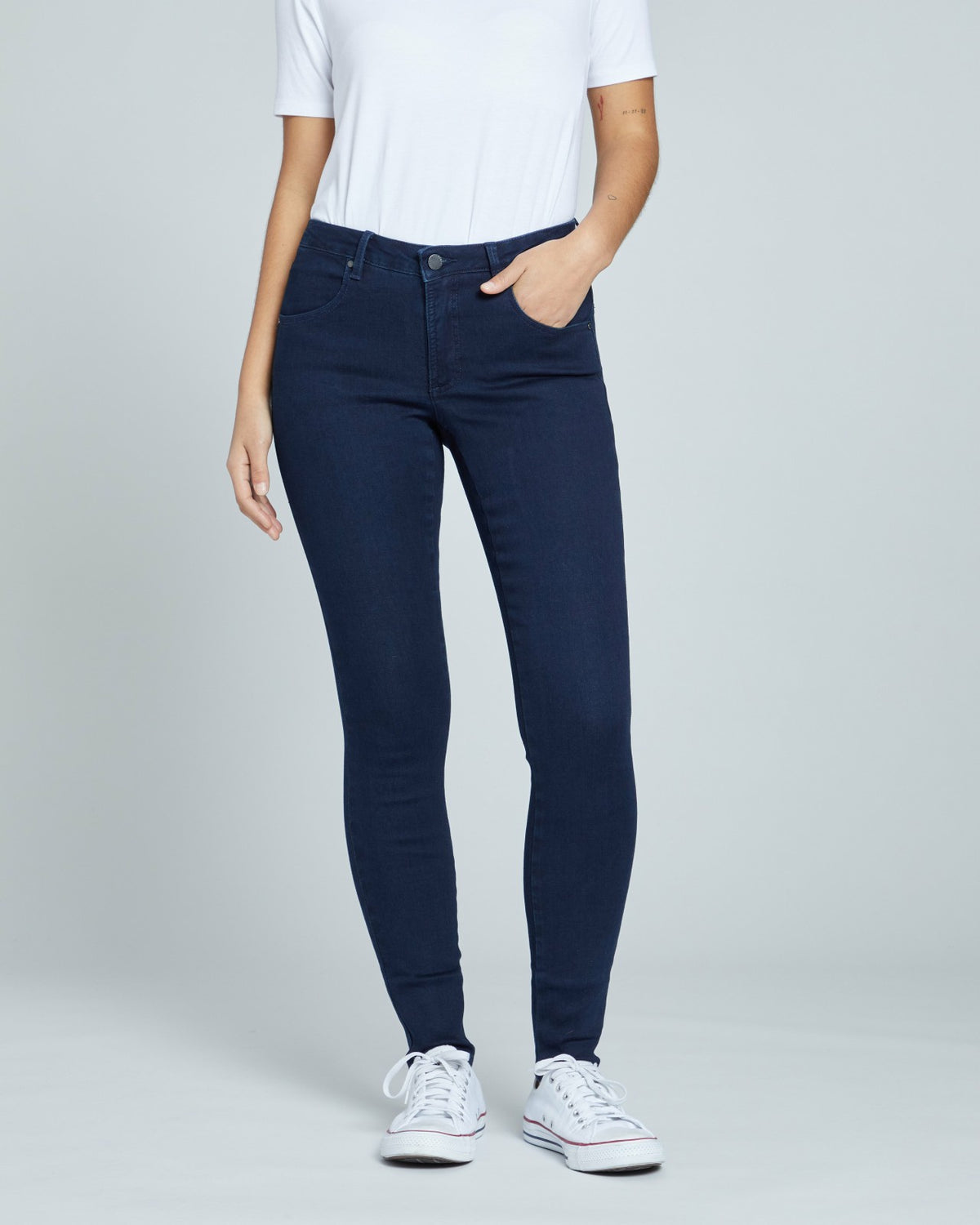 Seine High Rise Skinny Jeans 32 Inch - Dark Indigo | Universal Standard
