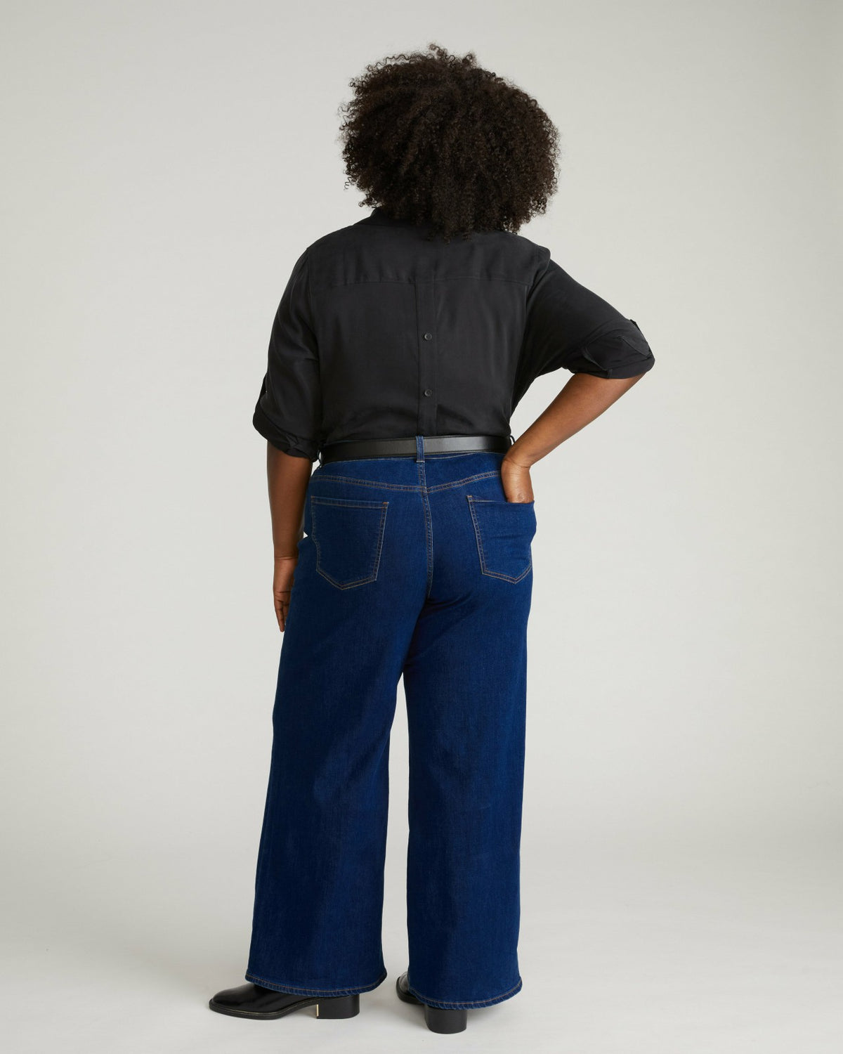 Roxy Relaxed Bootcut Jeans - River Blue Wash | Universal Standard