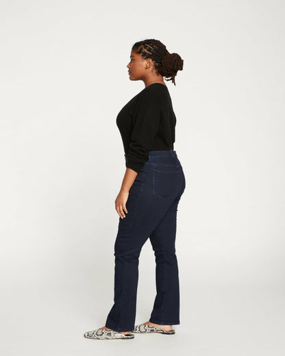 Marne Bootcut Jeans 32 inch - Dark Indigo | Universal Standard