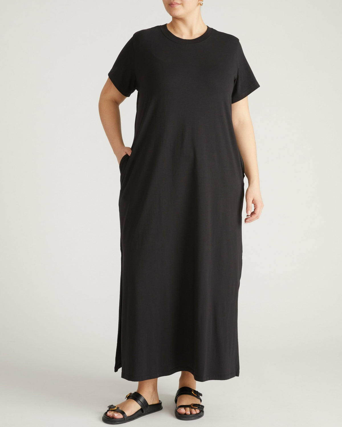 Halie Maxi T-Shirt Dress - Black | Universal Standard