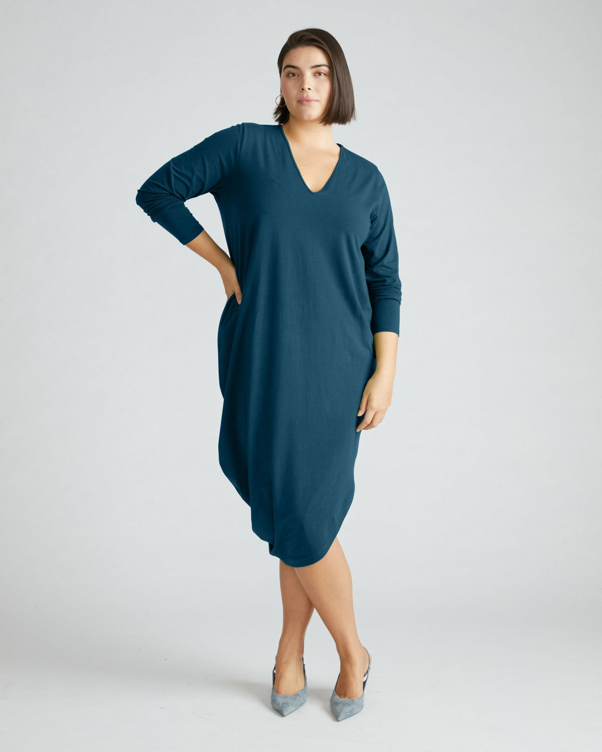 Iconic Long Sleeve V-Neck Geneva Dress - Deep Sea | Universal Standard