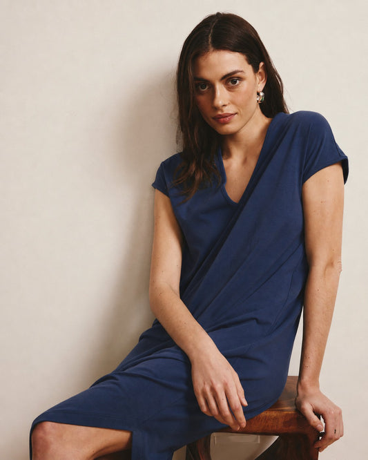 Iconic Geneva V-Neck Dress - Midnight | Universal Standard