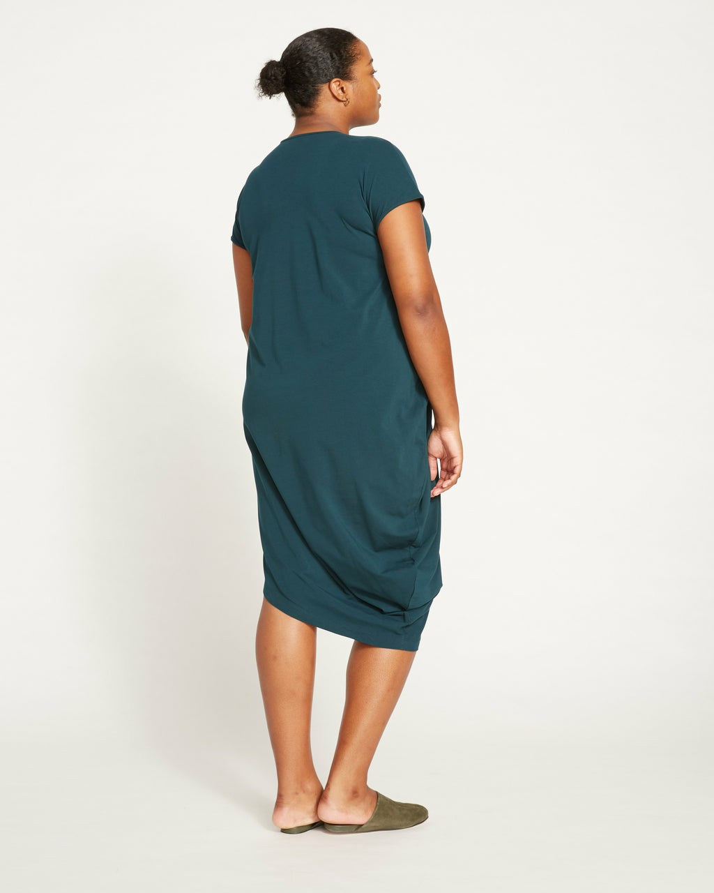 Iconic Geneva V-Neck Dress - Deep Sea | Universal Standard
