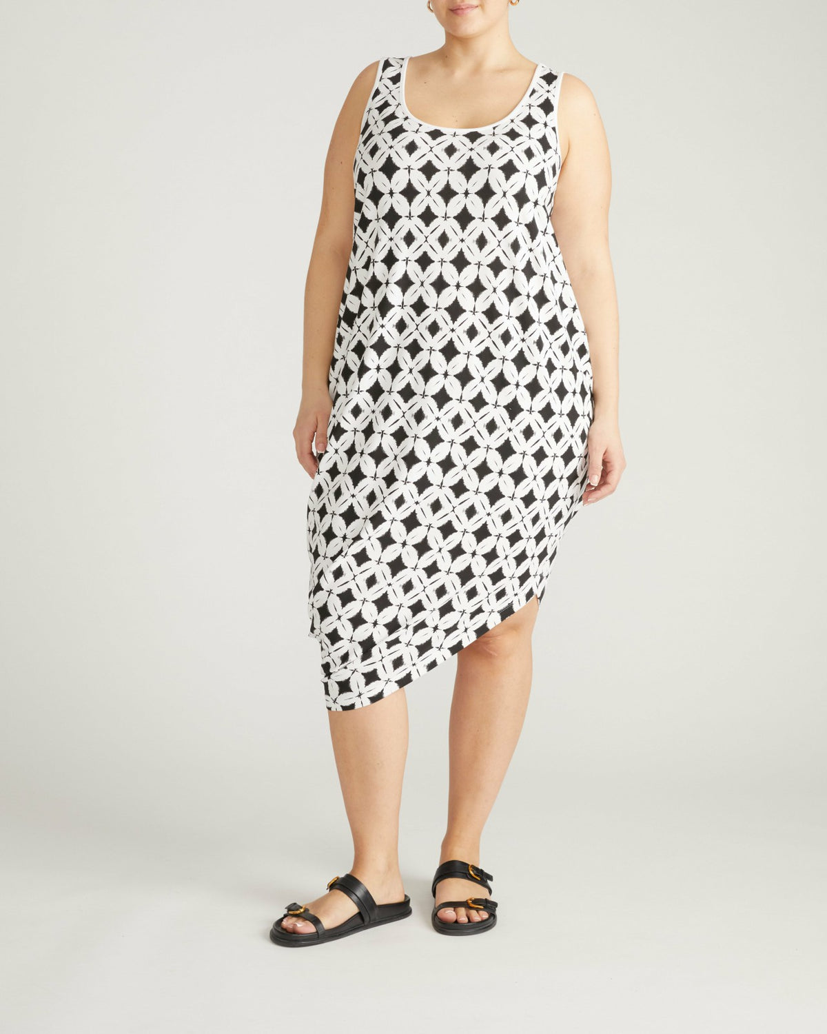 Iconic Geneva Tank Dress - Eclipse Print | Universal Standard