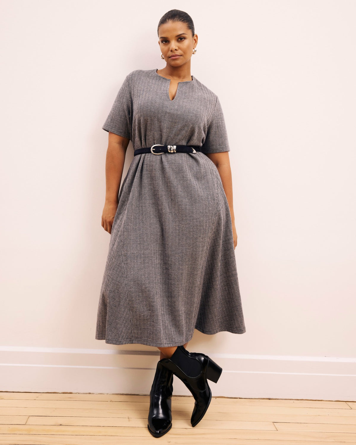 Saskia Ponte Dress - Herringbone Tweed | Universal Standard