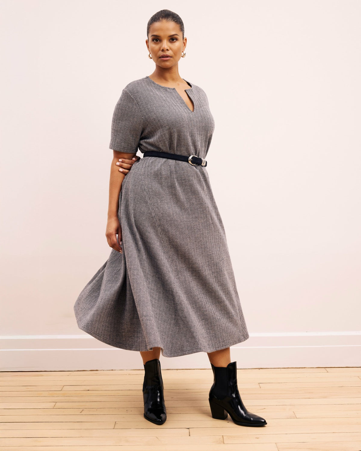Saskia Ponte Dress - Herringbone Tweed | Universal Standard