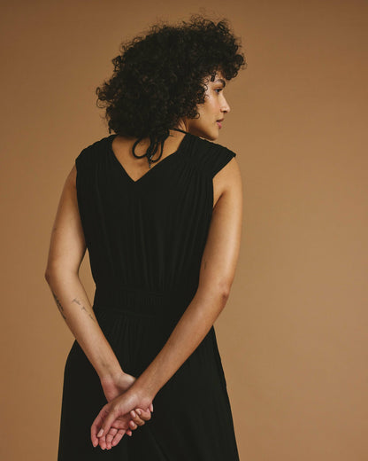 Zoey Liquid Jersey Jumpsuit - Black | Universal Standard