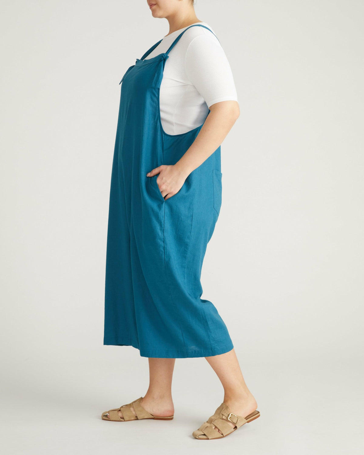 Kora Linen Blend Overalls - Ink Blue | Universal Standard