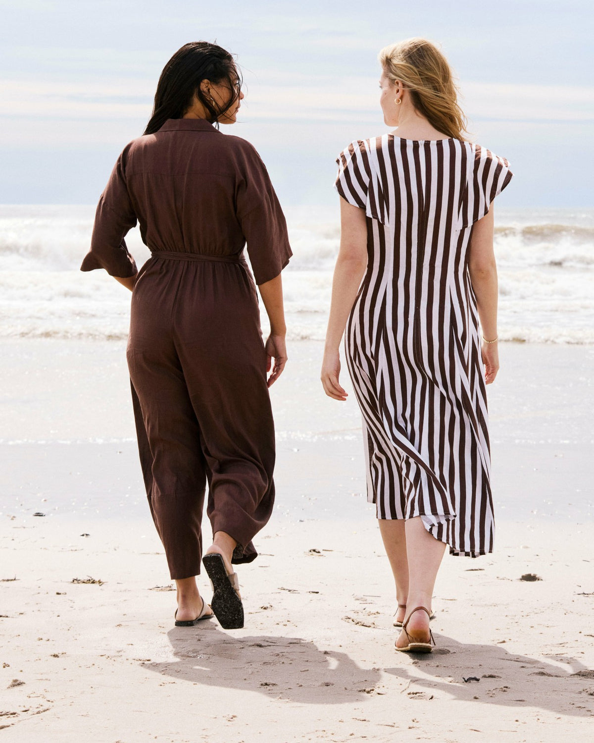 Maggie Barrel Leg Linen Blend Jumpsuit - Peppercorn | Universal Standard