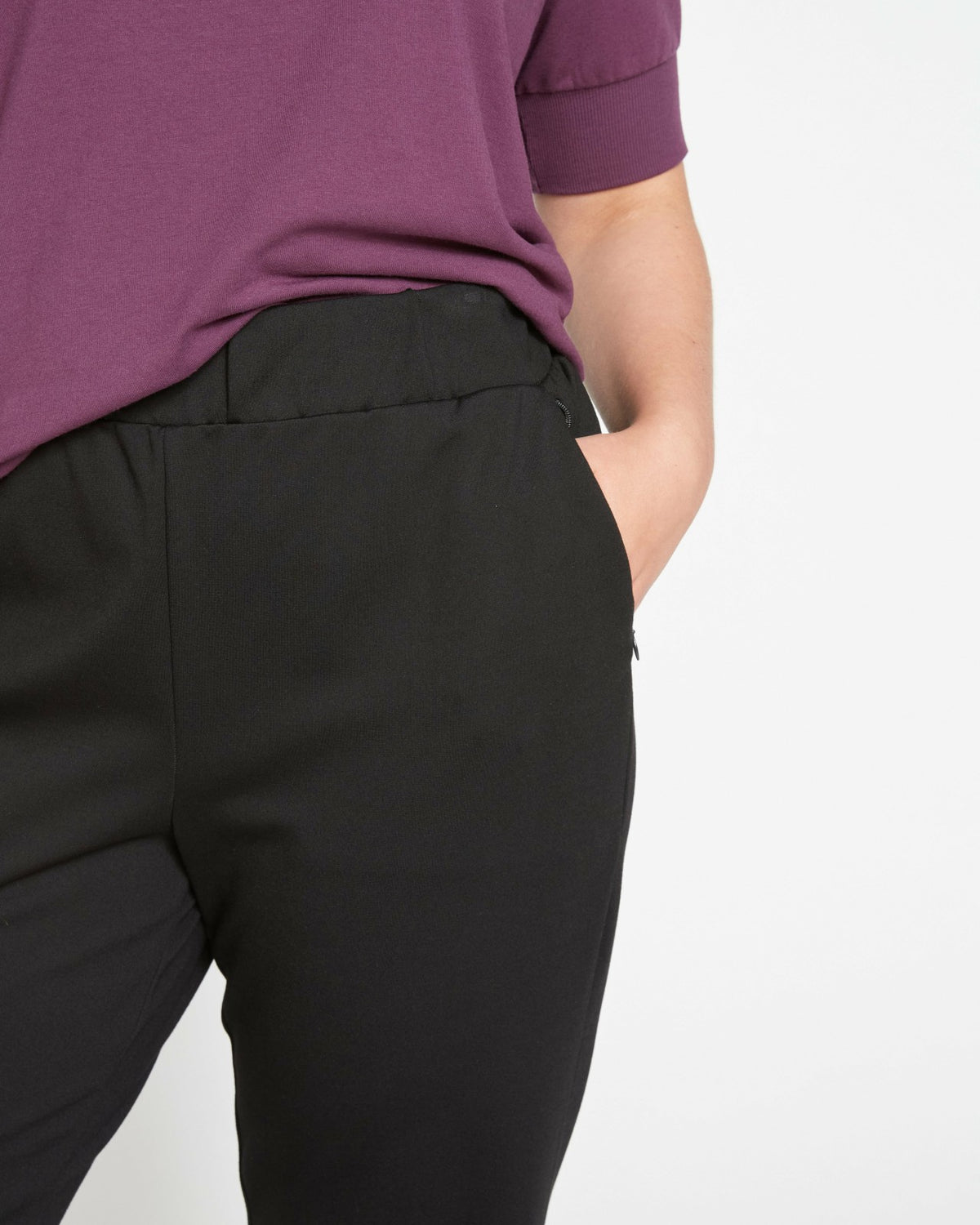 Smart Signature Ponte Pants - Black | Universal Standard