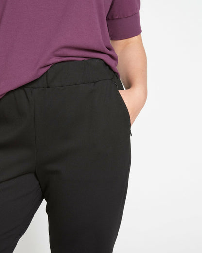 Smart Signature Ponte Pants - Black | Universal Standard