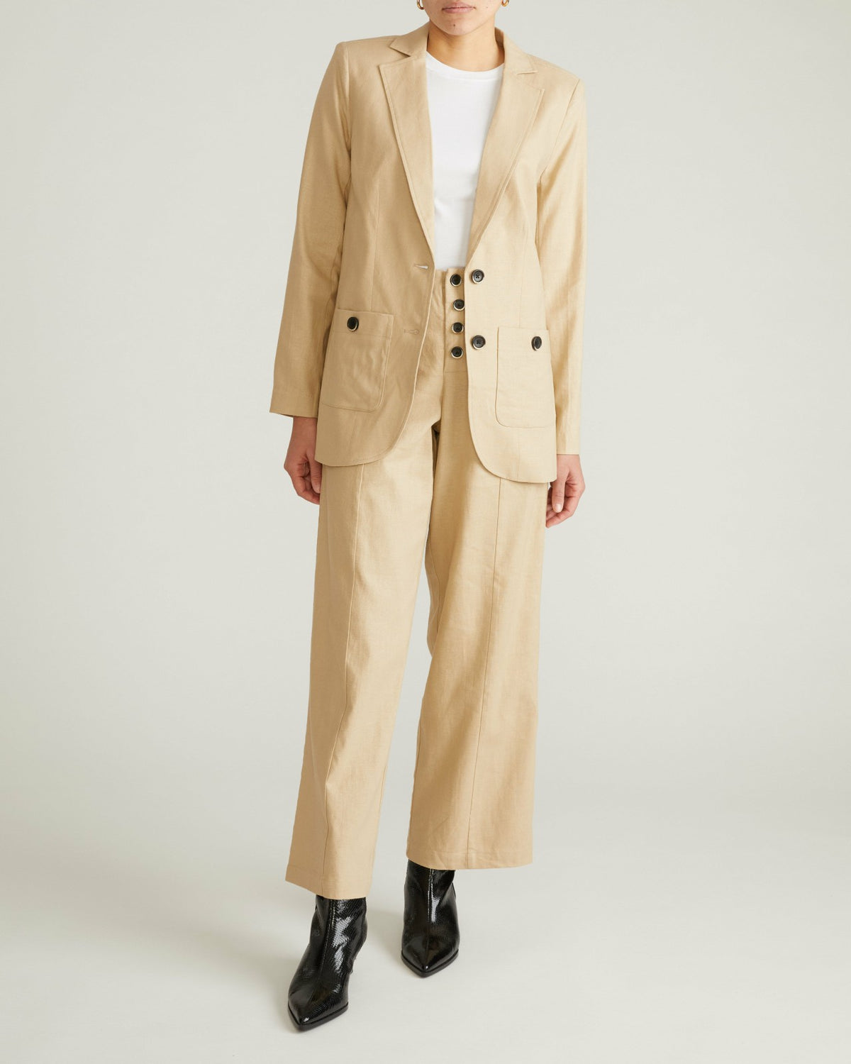 Coastal Linen Blend Blazer - Danish Coffee | Universal Standard