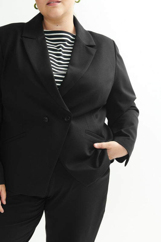 Bianca Double Breasted Ponte Blazer - Black | Universal Standard