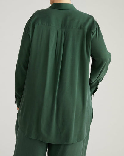 Cooling Stretch Cupro Artist Shirt - Forest Green | Universal Standard