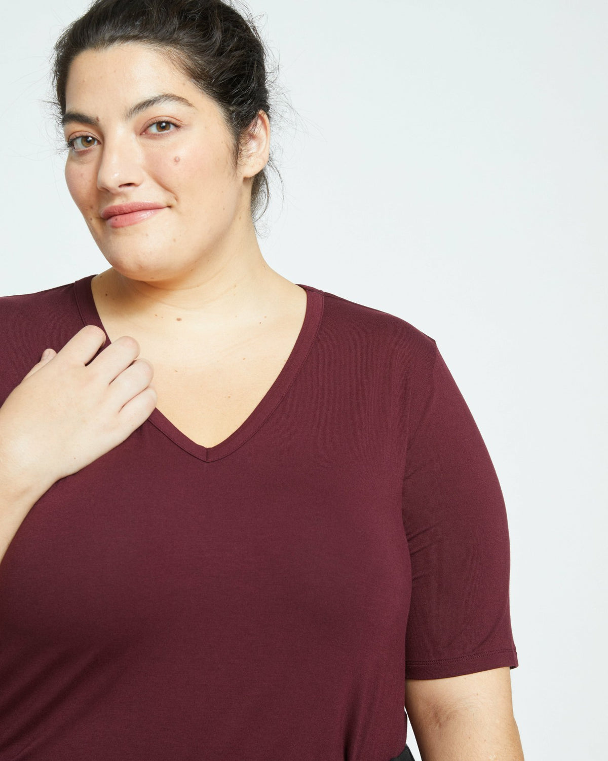 Lily Liquid Jersey V-Neck Stovepipe Tee - Black Cherry | Universal Standard