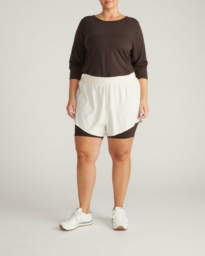 Rebel Active Shorts - Dove Wing/Deep Brown | Universal Standard