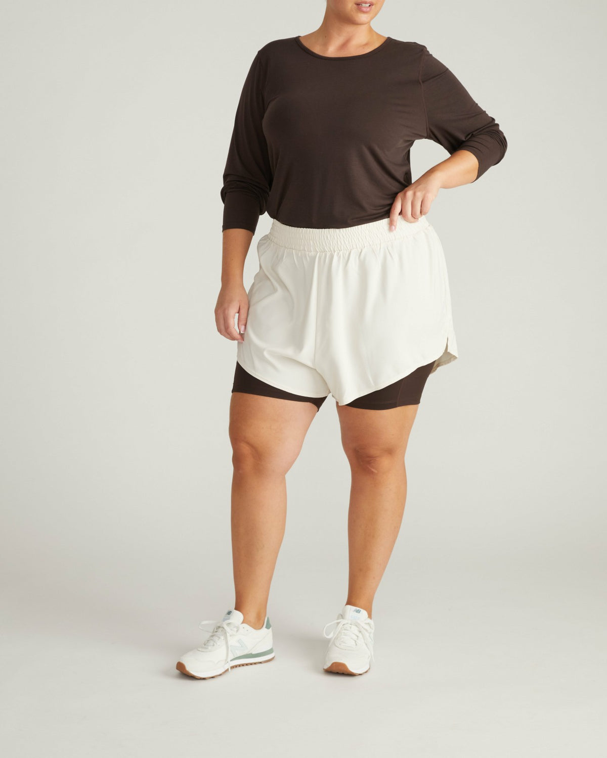 Rebel Active Shorts - Dove Wing/Deep Brown | Universal Standard